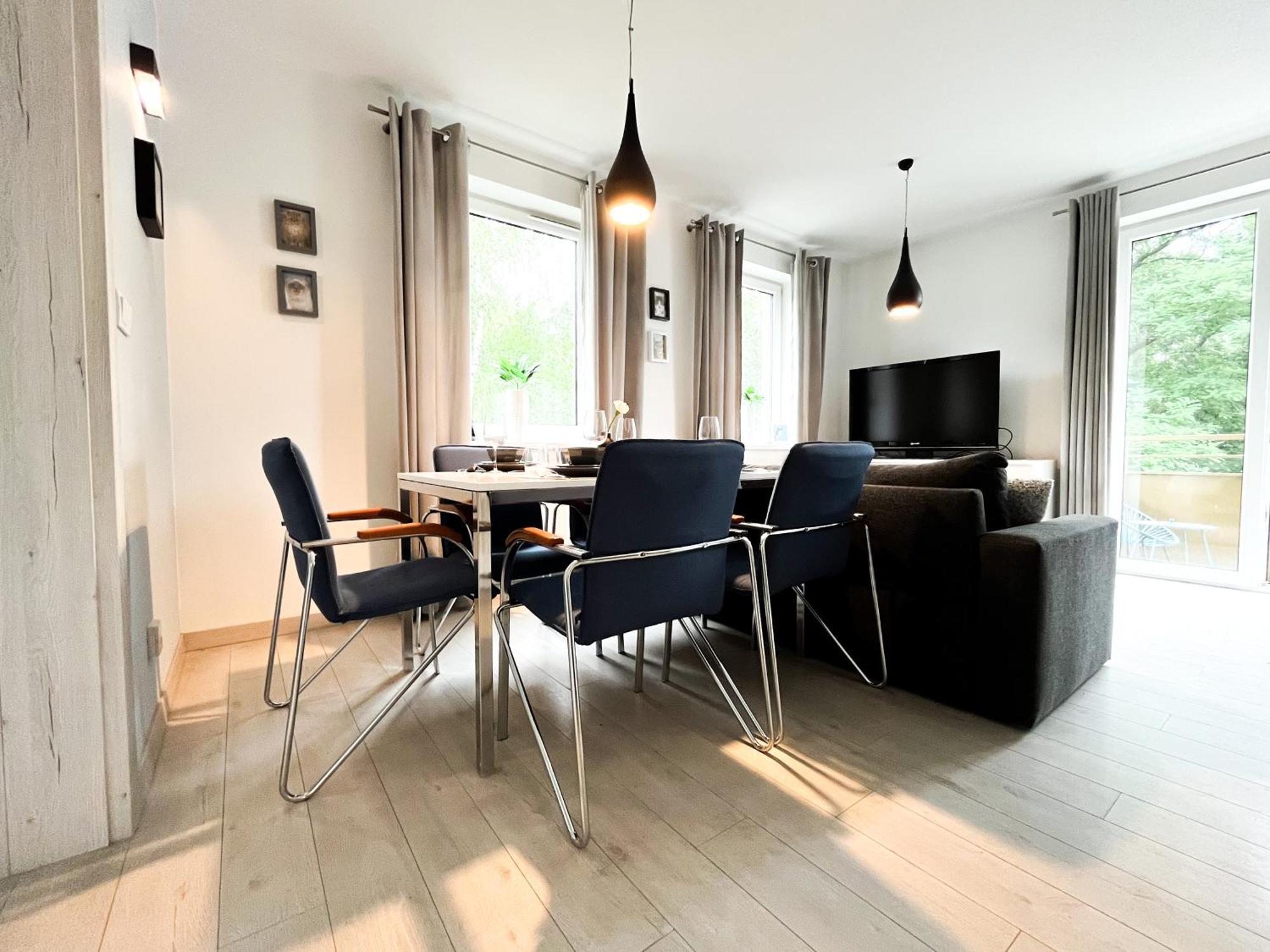 Appartamento Walk To Park, Modern 2Bd Kitchen! Balcony, Parking Breslavia Esterno foto